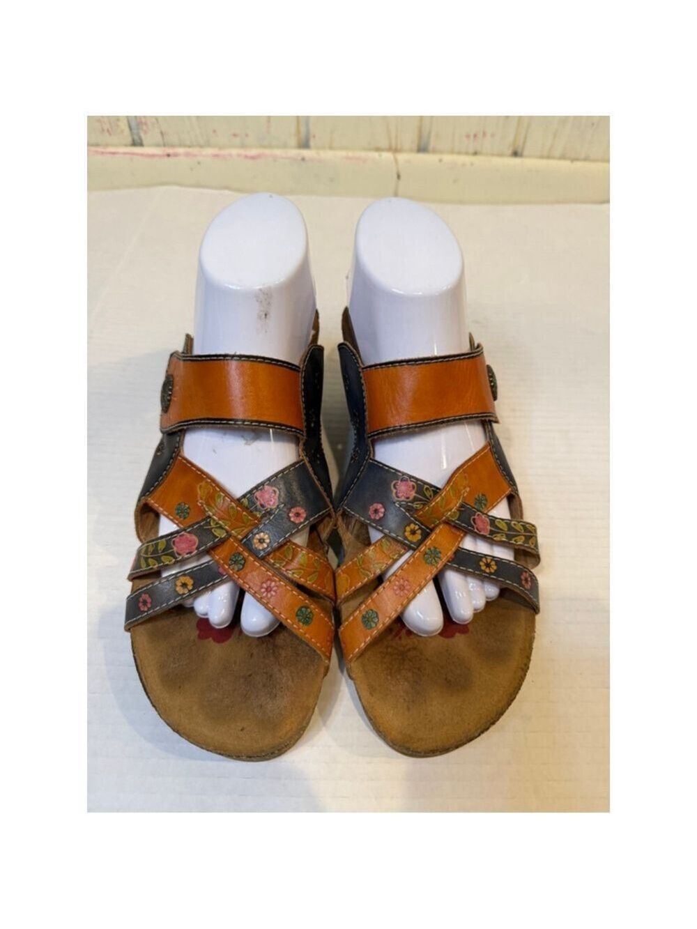 L'Artiste Orange Floral Wedge Sandals Size 10 5